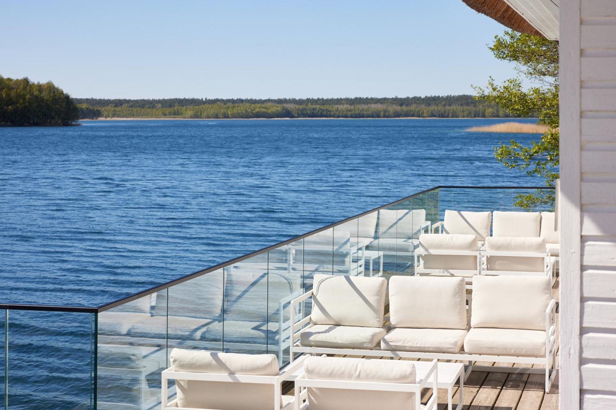 Van Der Valk Naturresort Drewitz Nossentiner Huette Exterior foto