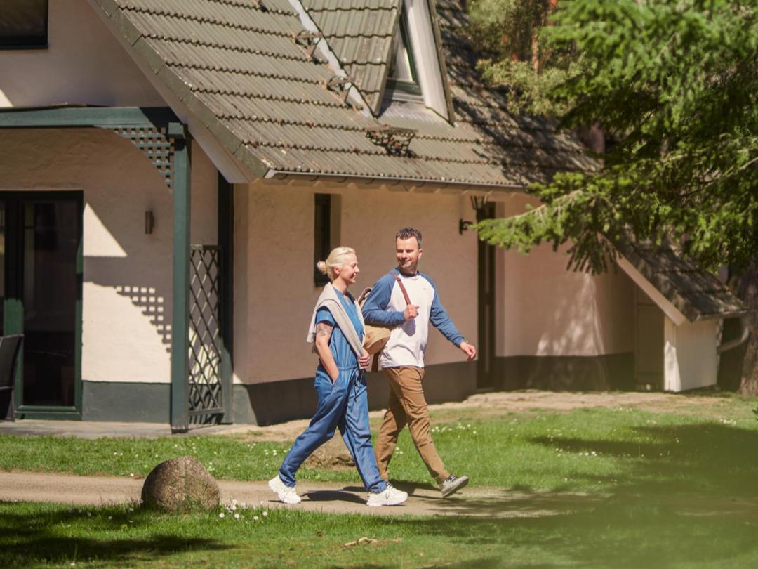 Van Der Valk Naturresort Drewitz Nossentiner Huette Exterior foto