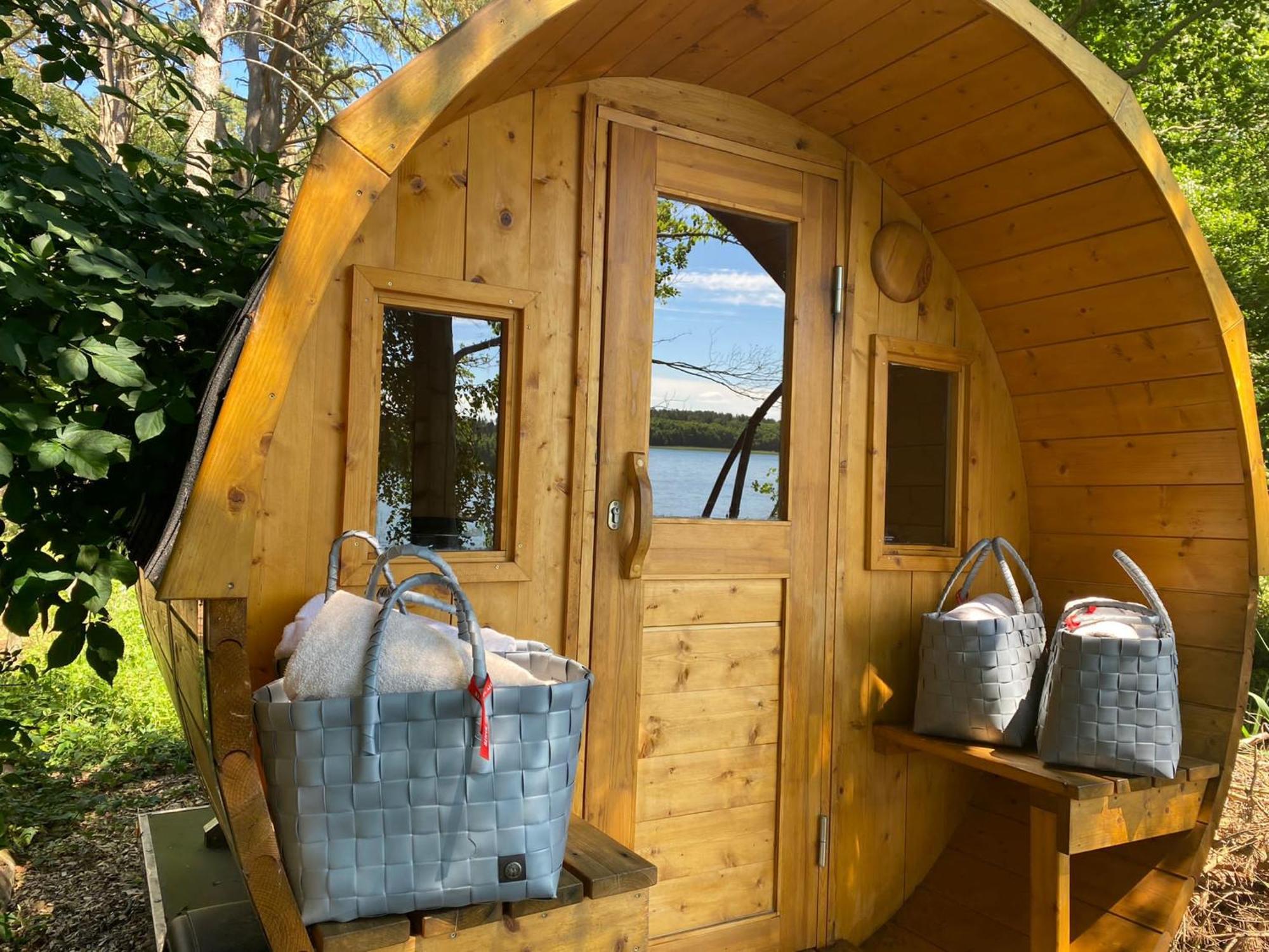 Van Der Valk Naturresort Drewitz Nossentiner Huette Exterior foto