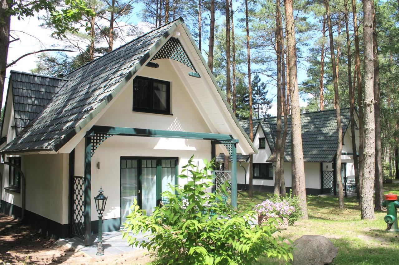 Van Der Valk Naturresort Drewitz Nossentiner Huette Exterior foto